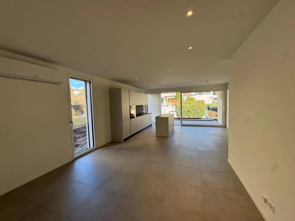 SOFORT BEZUGSFERIG - LETZTE VERFÜGBARKEIT - MODERNES DUPLEX MIT PRIVATGARTEN