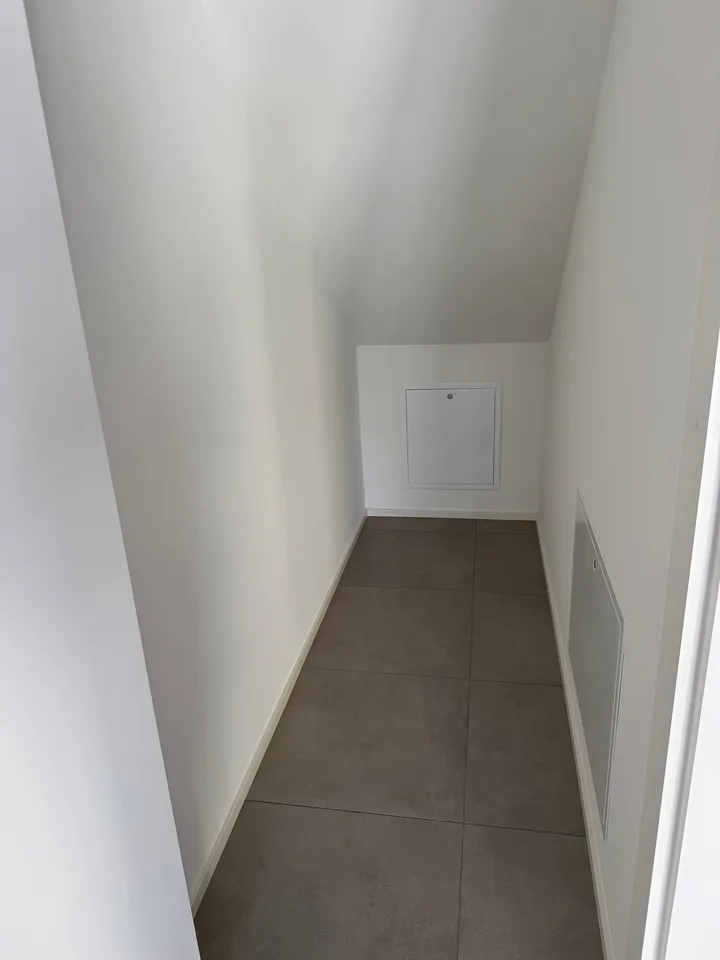 SOFORT BEZUGSFERIG - LETZTE VERFÜGBARKEIT - MODERNES DUPLEX MIT PRIVATGARTEN