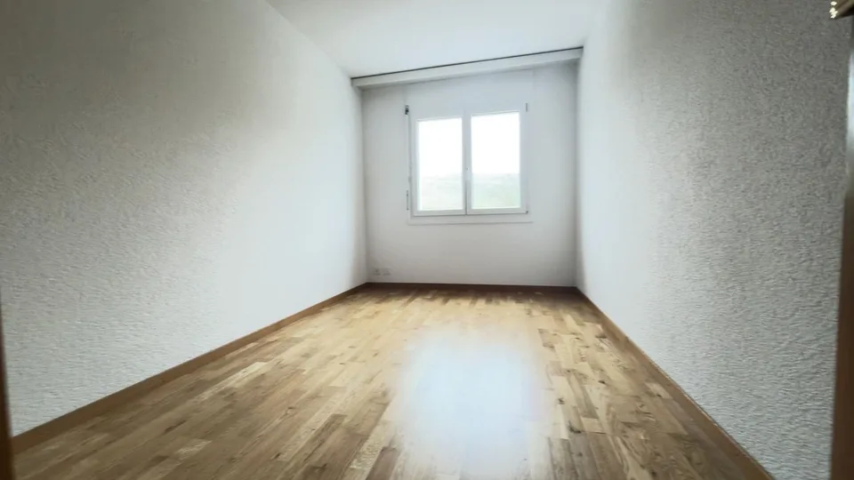 4.5-room apartment in Kirchberg - sunny, central for sale