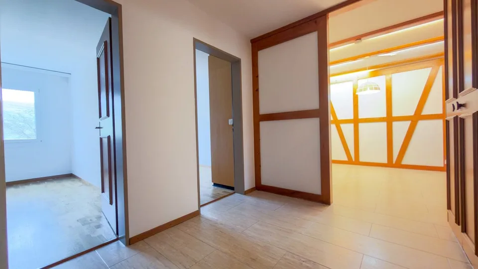 4.5-room apartment in Kirchberg - sunny, central for sale