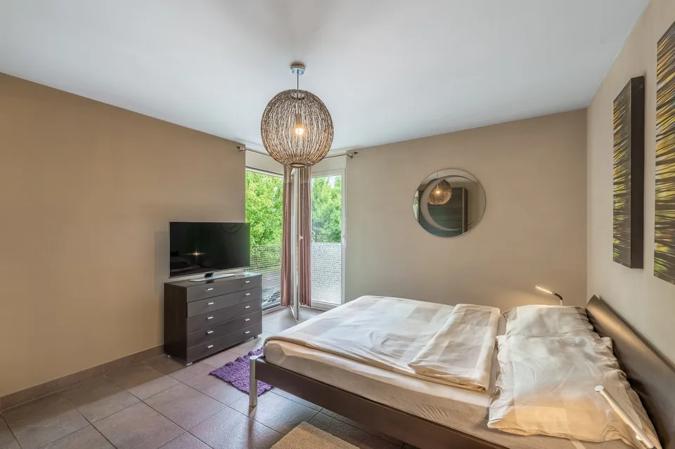 Schönes 4.5-Zimmer-Apartment mit großem Balkon, nur zwei Schritte vom Stadtzentrum entfernt, Rue Saint-Georges