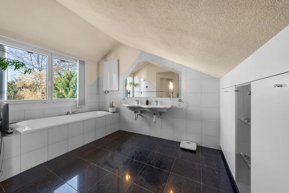 5.5-room single-family house in Solothurn - best location, winter garden