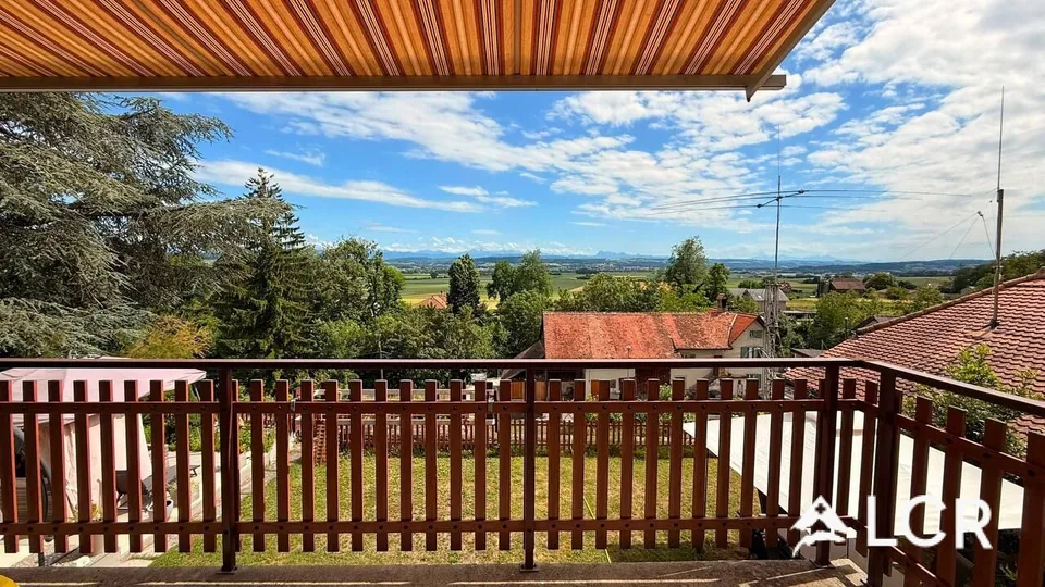 Schönes Apartment mit 4.5 Zimmern in Grandcour