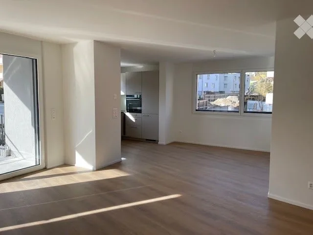 Appartement moderne 3.5 pièces avec balcon à Zürich-Altstetten
