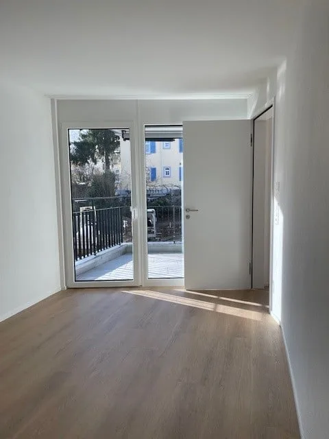 Appartement moderne 3.5 pièces avec balcon à Zürich-Altstetten