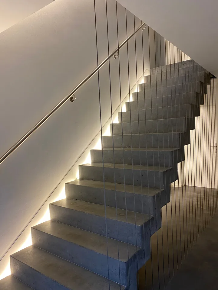 Schöne moderne Wohnung mit Garten im Zentrum von Magden