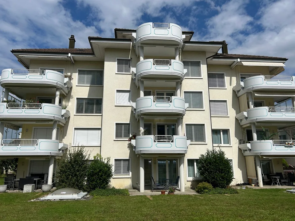 Einzigartige 6.5-Zimmer-Attika-Maisonettewohnung mit Galerie und Traumterrasse bald verfügbar!