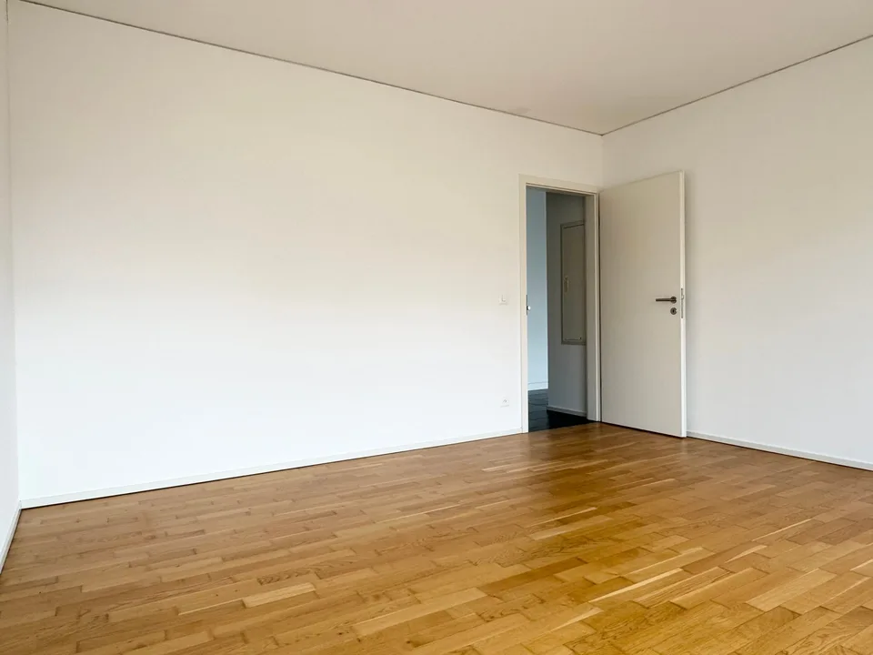 Komfortables und helles Apartment mit Terrasse, 1. Monatsmiete GRATIS