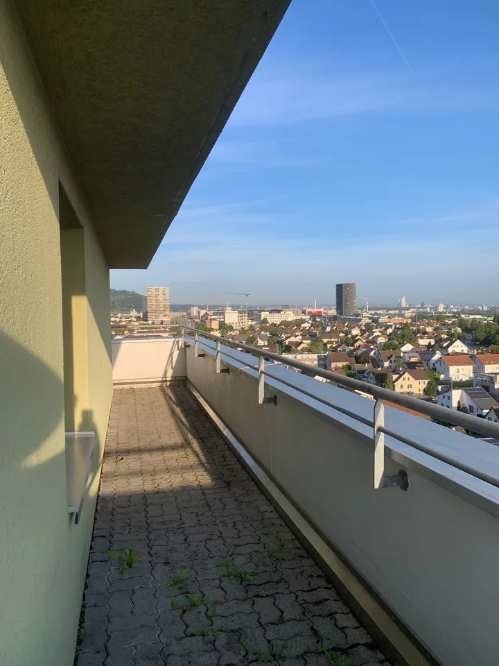 Appartement en mansarde avec grand balcon