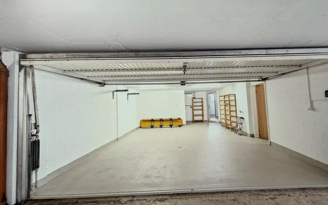Casa semidetached di 6,5 locali affascinante in una posizione tranquilla a Buttikon SZ