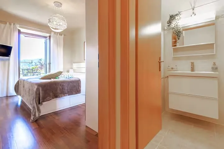 2.5-Zimmer Terrassenwohnung mit Seesicht in Ruvigliana kaufen