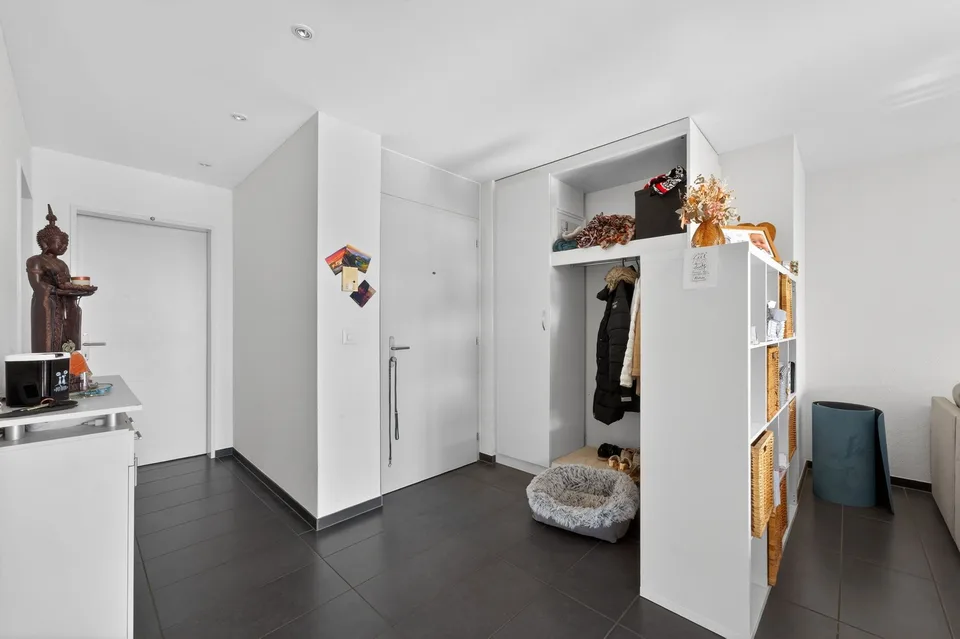 Appartement de jardin 2.5 pièces avec balcon et spacieux espace de jardin