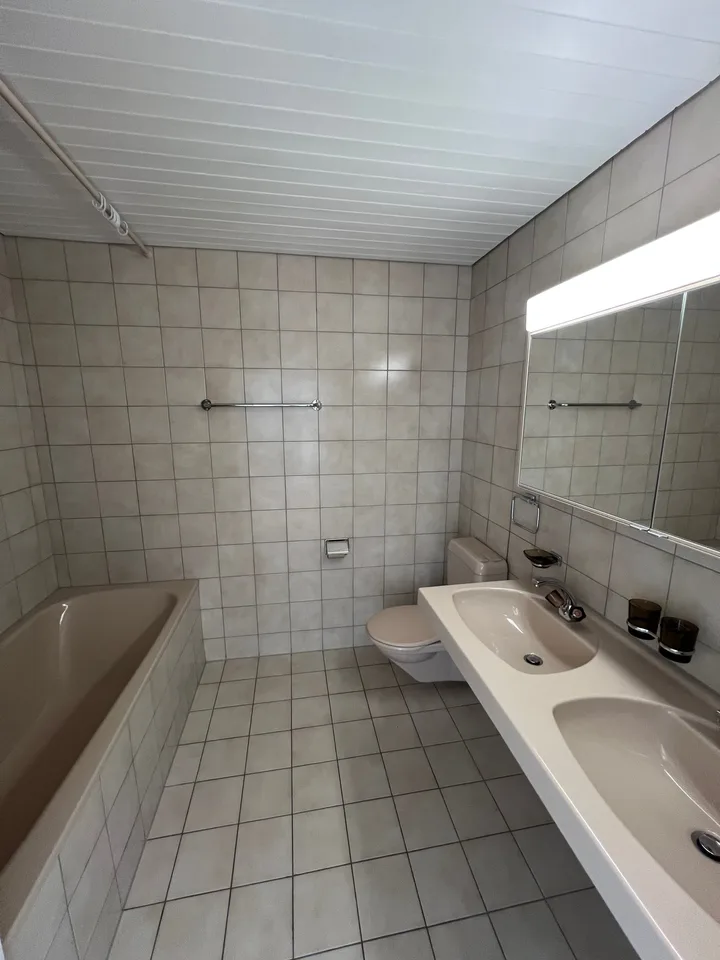 Appartement lumineux de 3,5 pièces sur 78m2