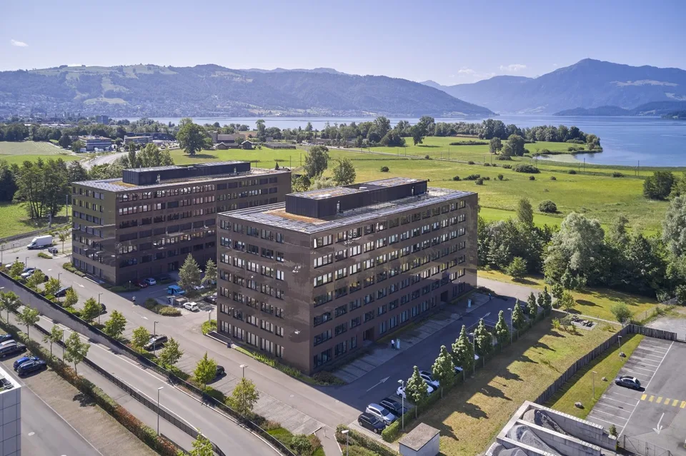 Erstklassige Bürofläche mit bester Aussicht und Komfort - Mieten im Dienstleistungs-Park Prisma