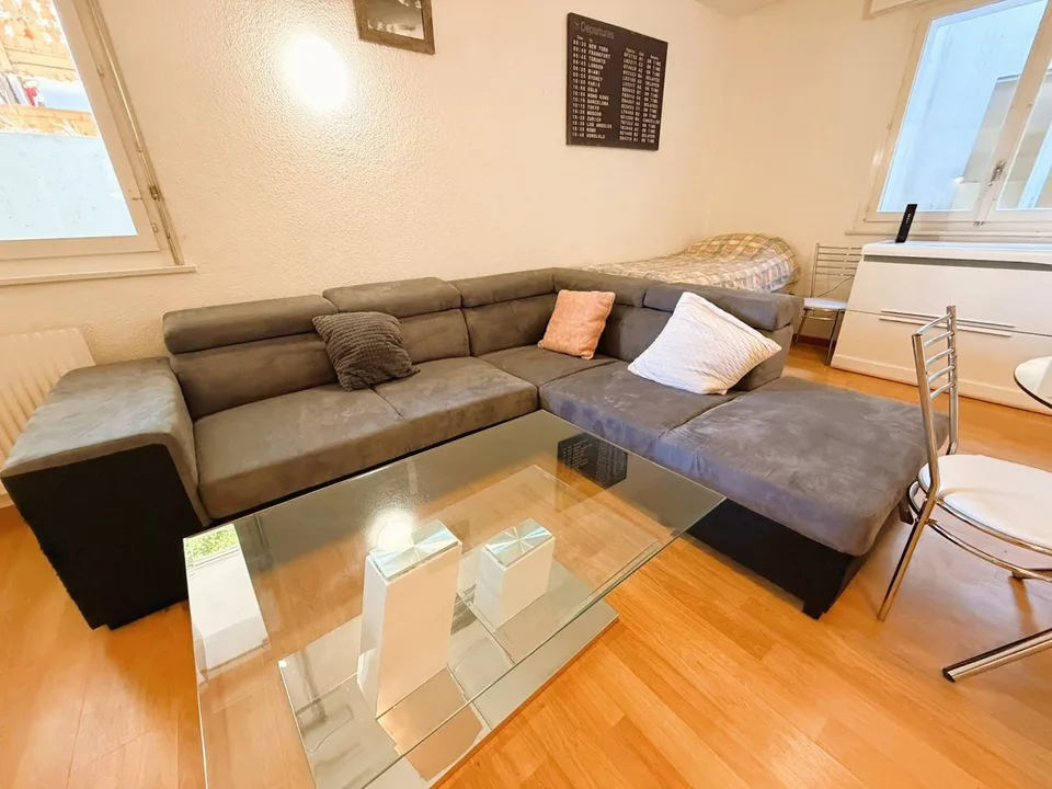 Very spacious and very bright 1.5 rooms - Ideally located - Quiet location