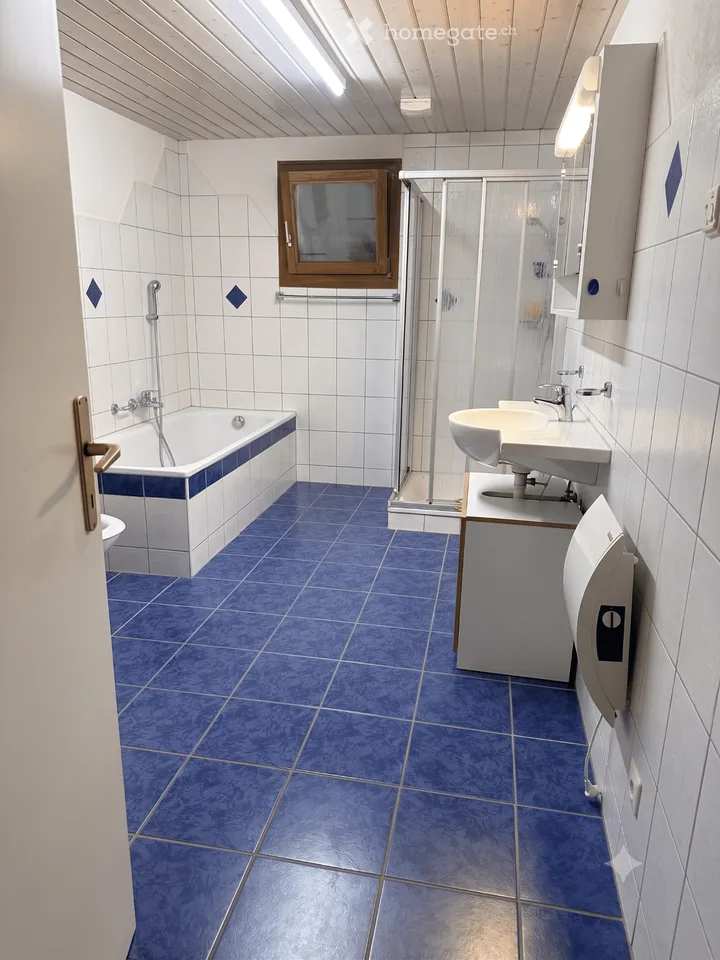 Ehem. Oberländer Bauernhaus mit Potential – Foto 8 von 9
