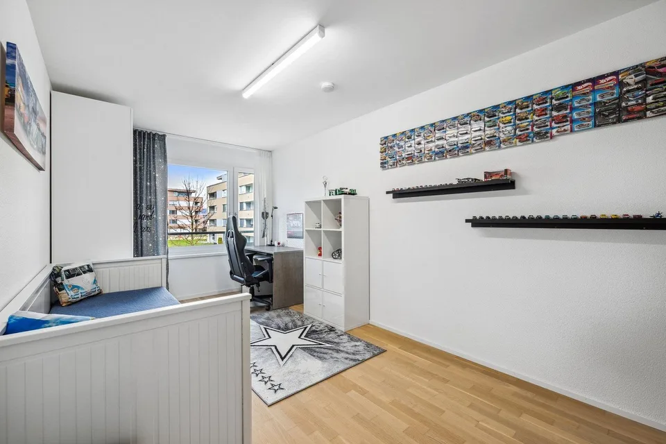 5.5-Zimmer-Wohnung in Oberentfelden - modern mit grossem Balkon