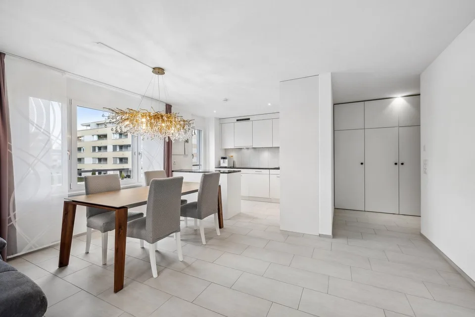 5.5-Zimmer-Wohnung in Oberentfelden - modern mit grossem Balkon