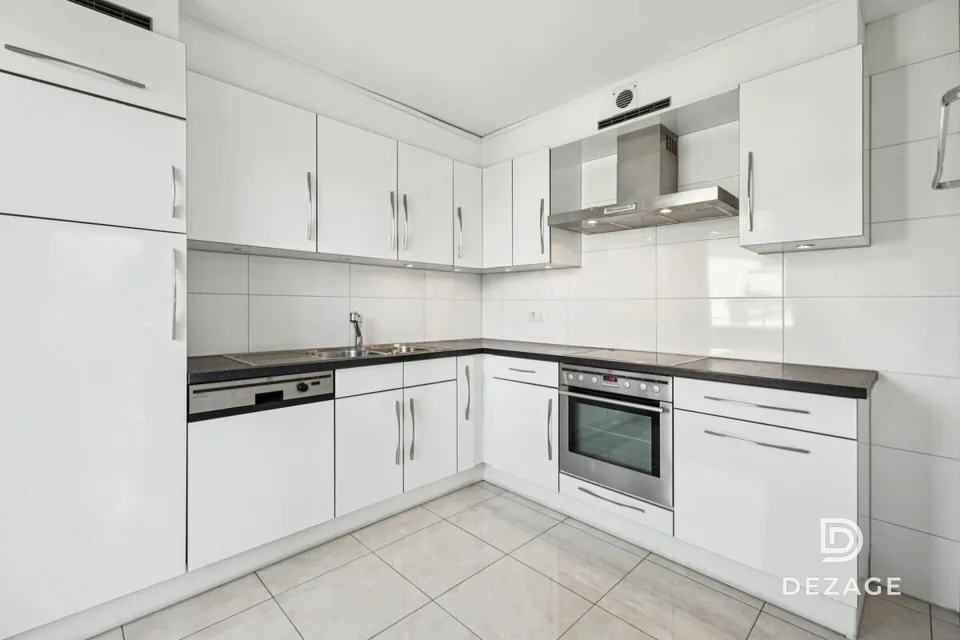 Magnifique attique-duplex de 165 m² avec terrasse entre Lausanne et Pully, proche de toutes les commodités