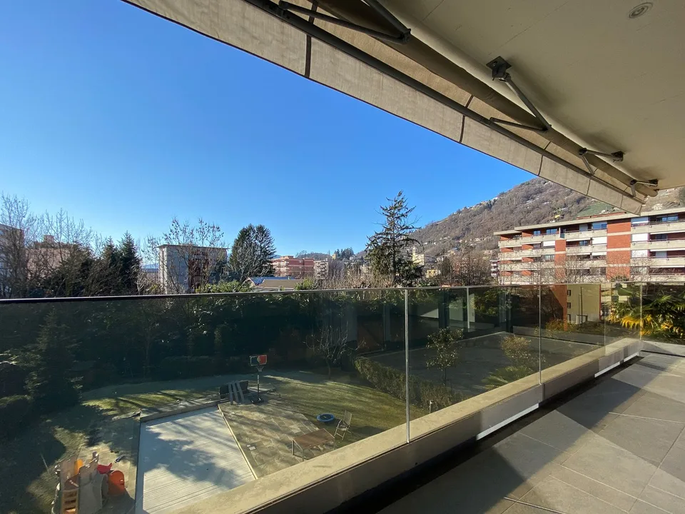 Appartement spacieux de 3,5 pièces avec terrasse à Agno