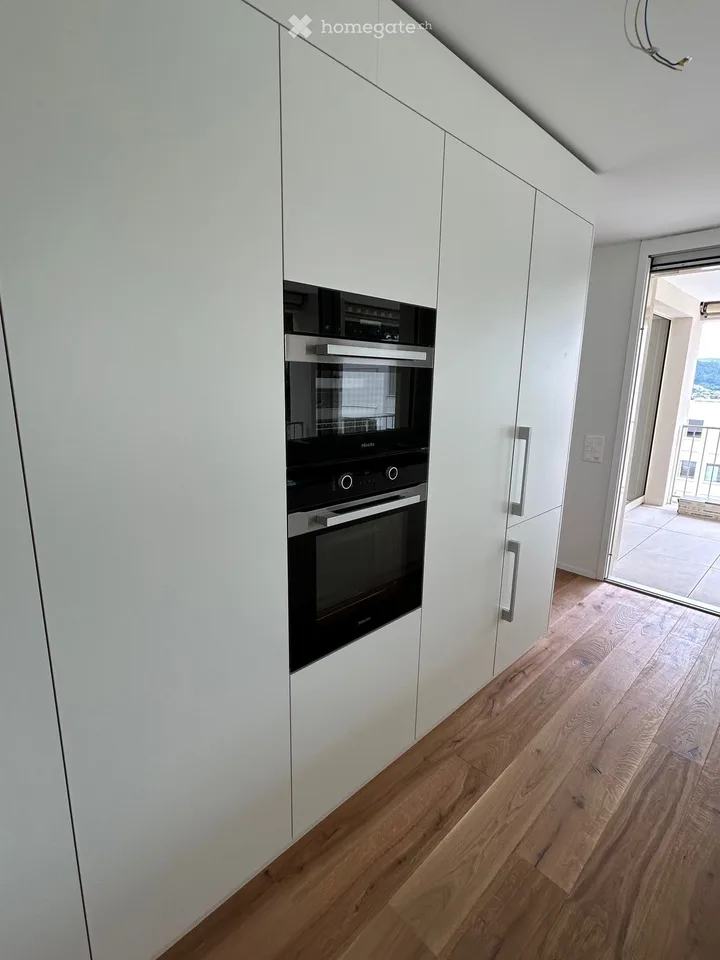 Eglispark: Luxuriöse 4.5-Zi.-Wohnung mit herrlicher Weitsicht