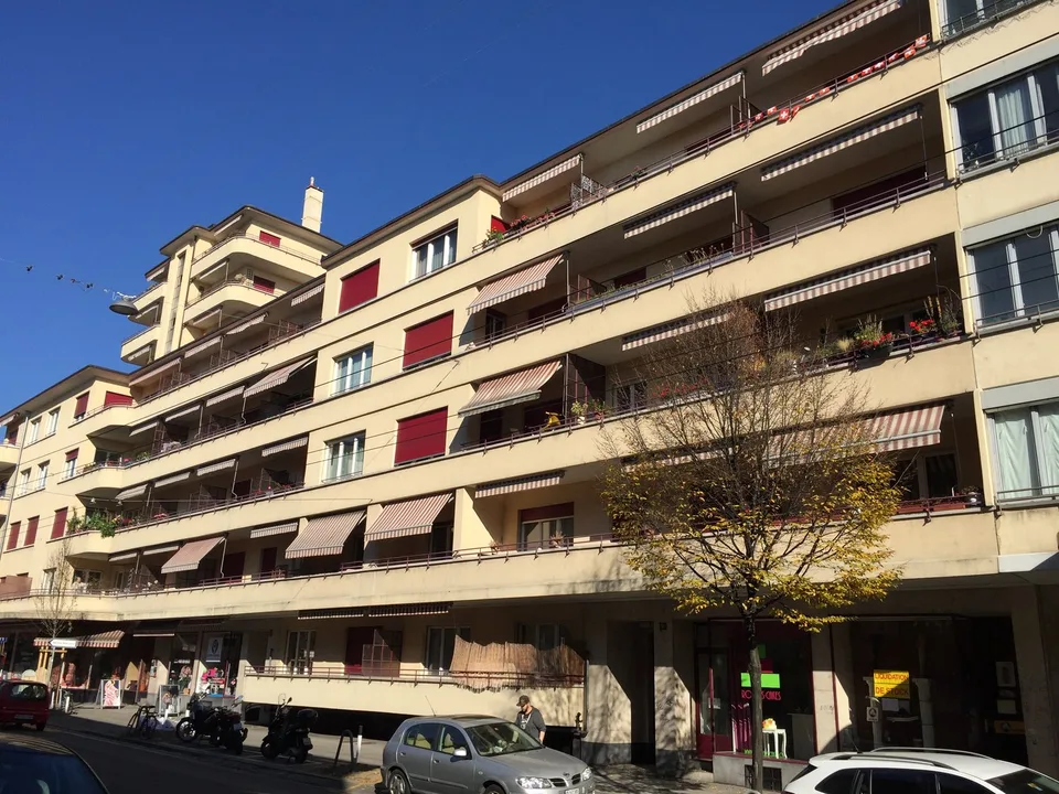 Beautiful renovated 3.5-room apartment, 4th floor, approx. 74 m2