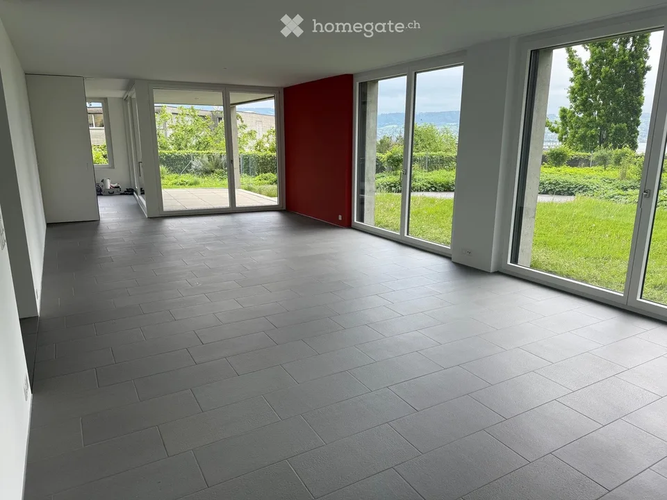 MODERNE 3.5-ZIMMER-WOHNUNG MIT TERASSE & SEEBLICK IN WÄDENSWIL– VERFÜGBAR AB OKTOBER 2026