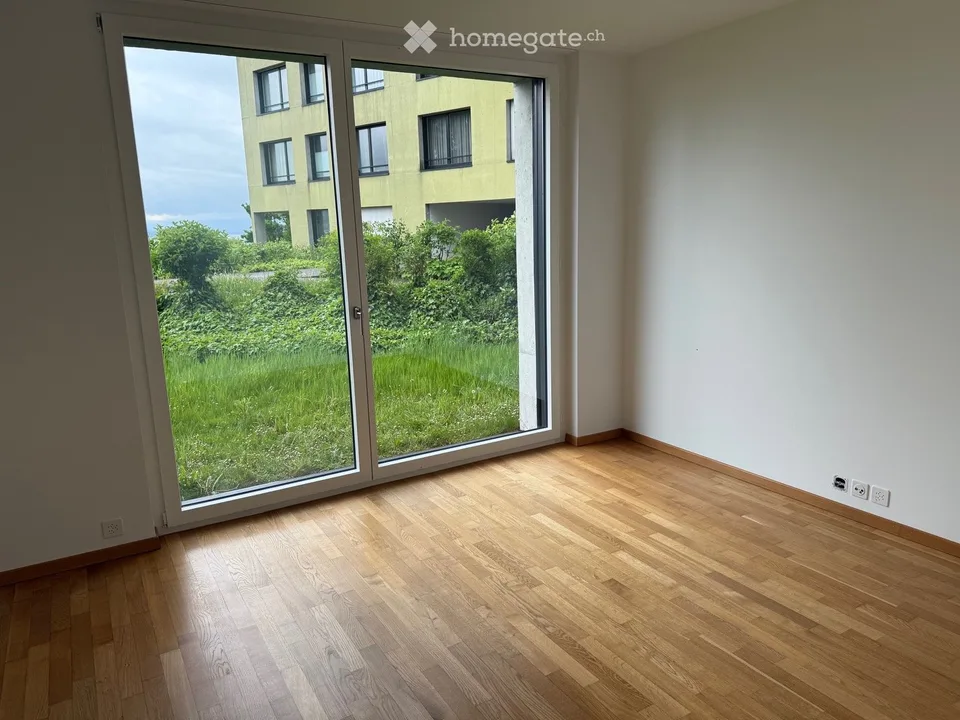 MODERNE 3.5-ZIMMER-WOHNUNG MIT TERASSE & SEEBLICK IN WÄDENSWIL– VERFÜGBAR AB OKTOBER 2026