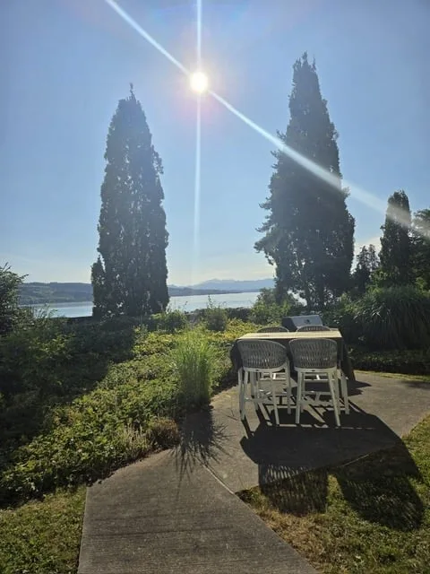 MODERNE 3.5-ZIMMER-WOHNUNG MIT TERASSE & SEEBLICK IN WÄDENSWIL– VERFÜGBAR AB OKTOBER 2026