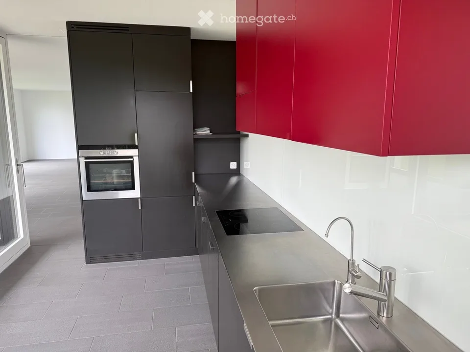 MODERNE 3.5-ZIMMER-WOHNUNG MIT TERASSE & SEEBLICK IN WÄDENSWIL– VERFÜGBAR AB OKTOBER 2026