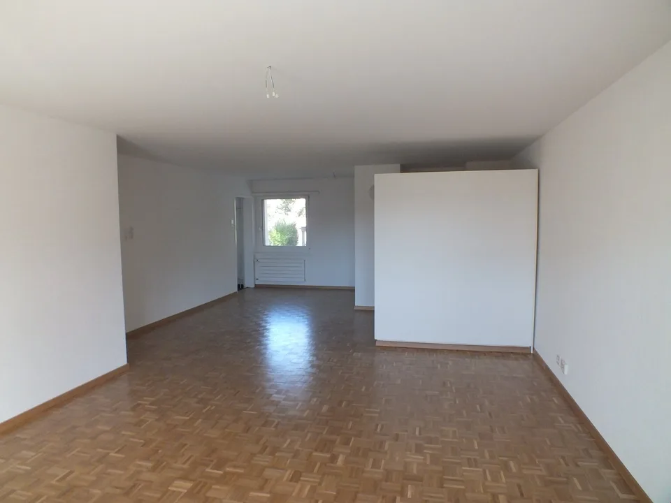 * CHARMANT und GEMÜTLICH *