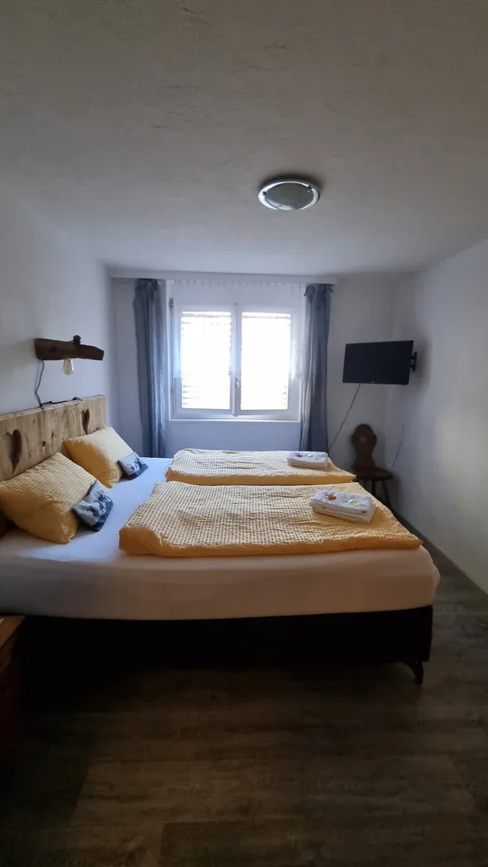 Staff accommodation - Personal house - Multi-family house with 540 m2 usable space,