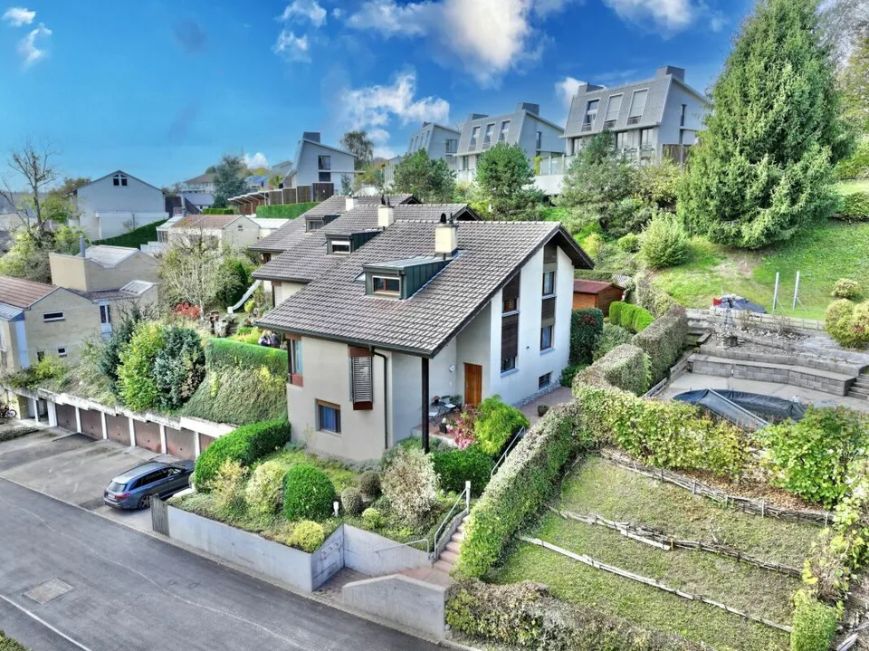 Unique single-family house in Herrenschwanden