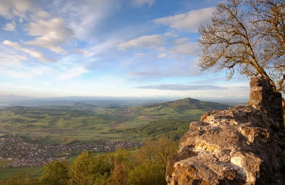 Terreno edificabile esclusivo con vista panoramica a Thayngen – Grund Genug