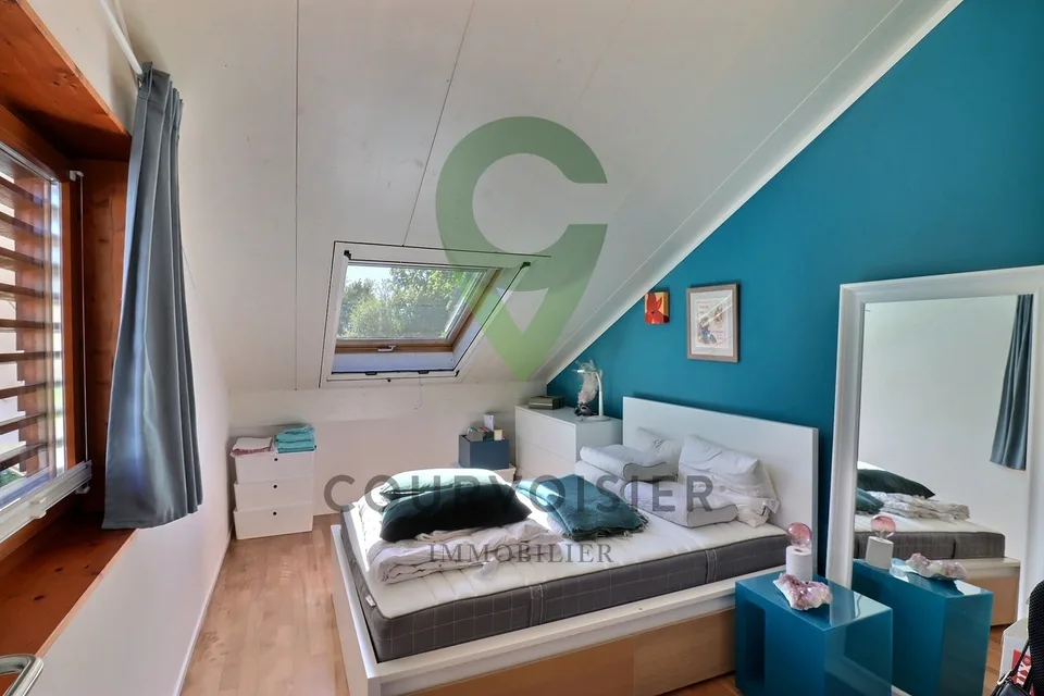 Splendide triplex de 7 pièces avec son espace extérieur privatif