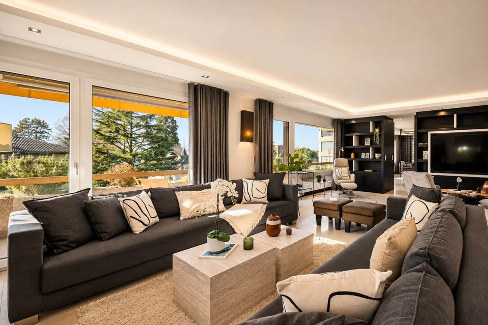 Élégant appartement aux généreux volumes à proximité du lac