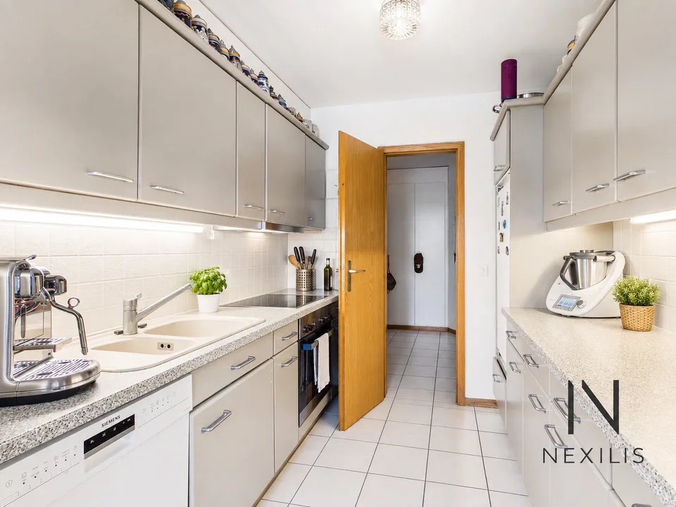 3,5 Zimmer mit Garten, Balkon und 2 Parkplätzen