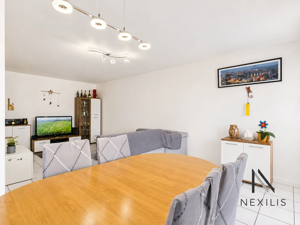 3,5 Zimmer mit Garten, Balkon und 2 Parkplätzen