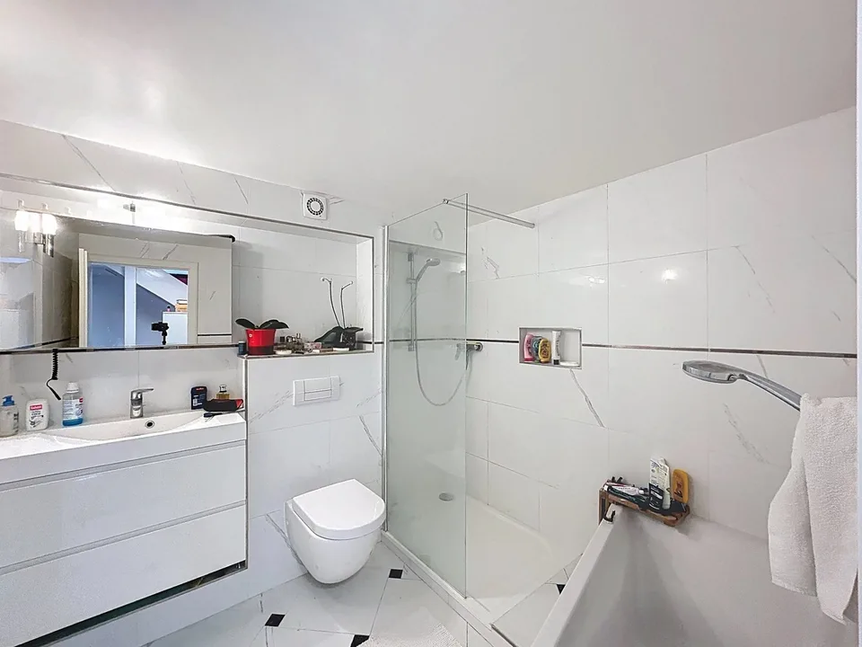 Zaubervolle Doppelvilla in La Conversion, Lutry
