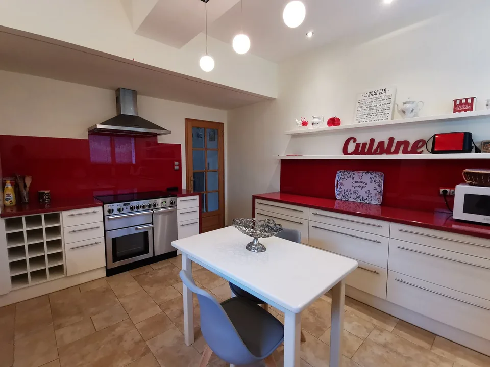 Majestueuse Maison de Caractère de 10 Pièces à Chartres – 315 m²