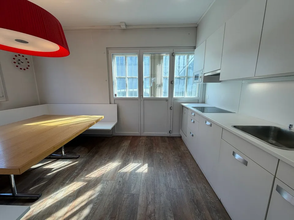 Casa residenziale e commerciale con riserva di terreno edificabile a Strengelbach