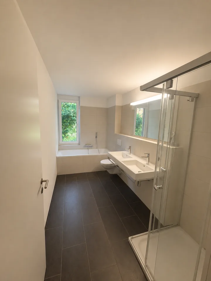 Moderne 4.5-Zimmer-Wohnung mit Sitzplatz in Kreuzlingen
