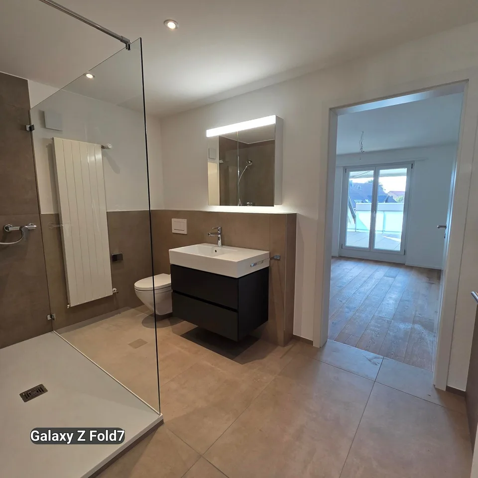 Geräumige 5.5-Zimmer-Wohnung mit Balkon in Oensingen