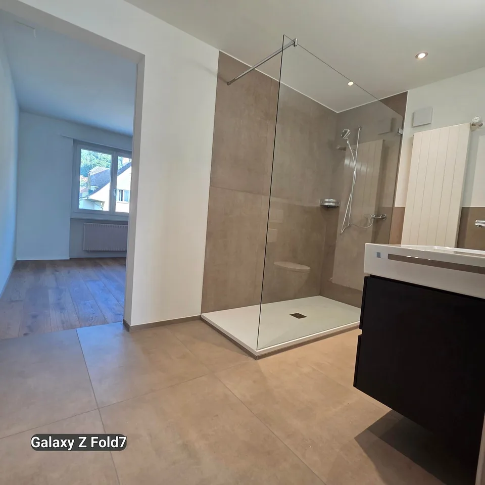 Geräumige 5.5-Zimmer-Wohnung mit Balkon in Oensingen
