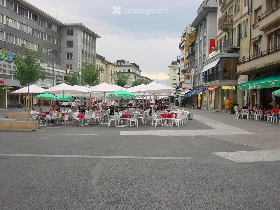Dépôt agencé à louer en plein cœur de Sion – Place du Midi 30