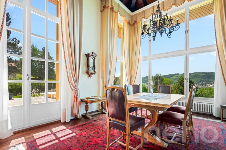 Demeure de maître de 480m² avec appartement de rendement