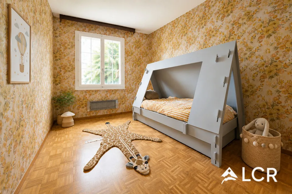 Magnifique maison familiale 8,5p / Jardin avec piscine et appartement indépendant