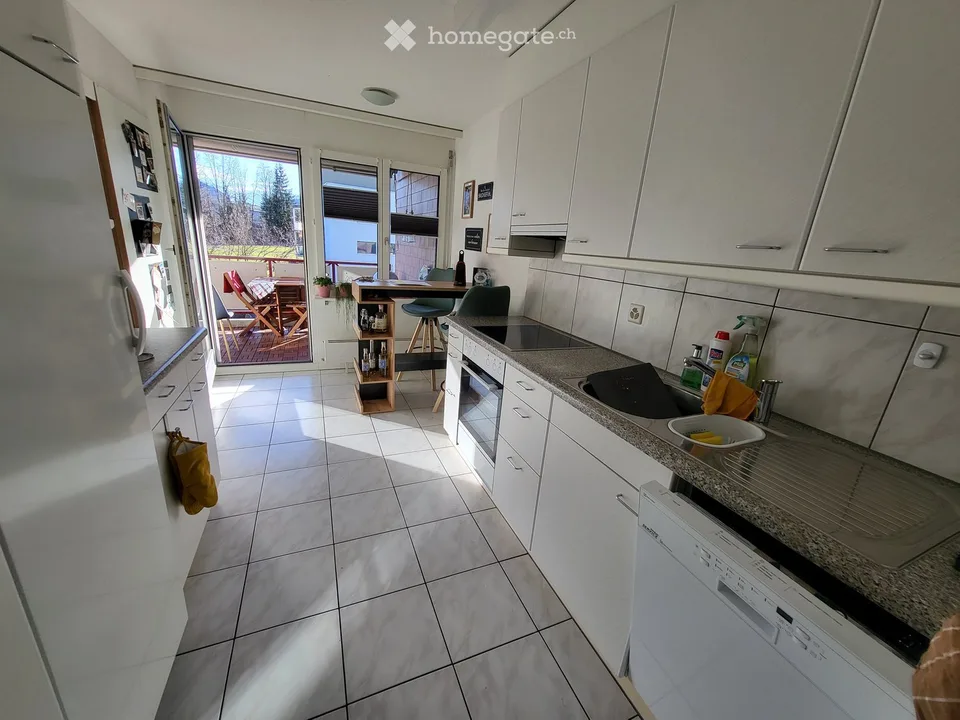 Charmant appartement 4.5 pièces avec balcon et vue sur les montagnes à Schüpfheim