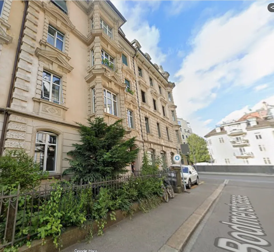Aussenparkplatz