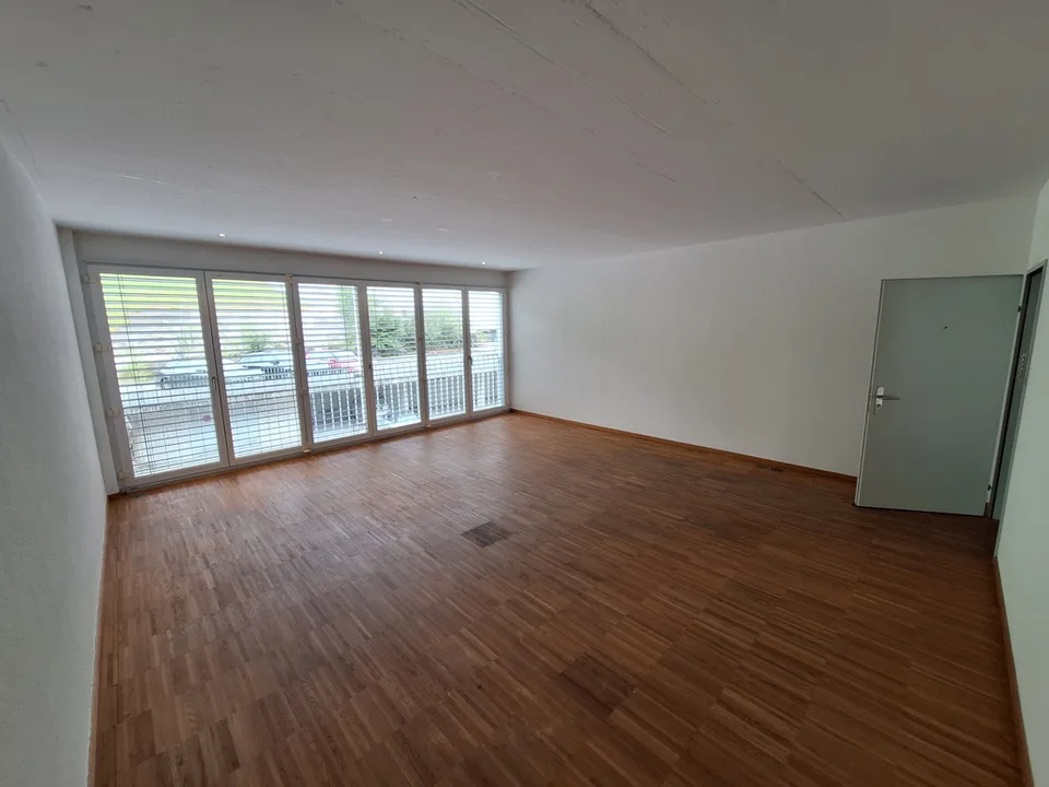 Büroraum an der Sihl, in steuergünstiger Gemeinde